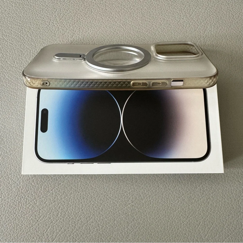 Magnetic Kickstand Case for iPhone 14 Pro | JUESHITUO | Matte Clear